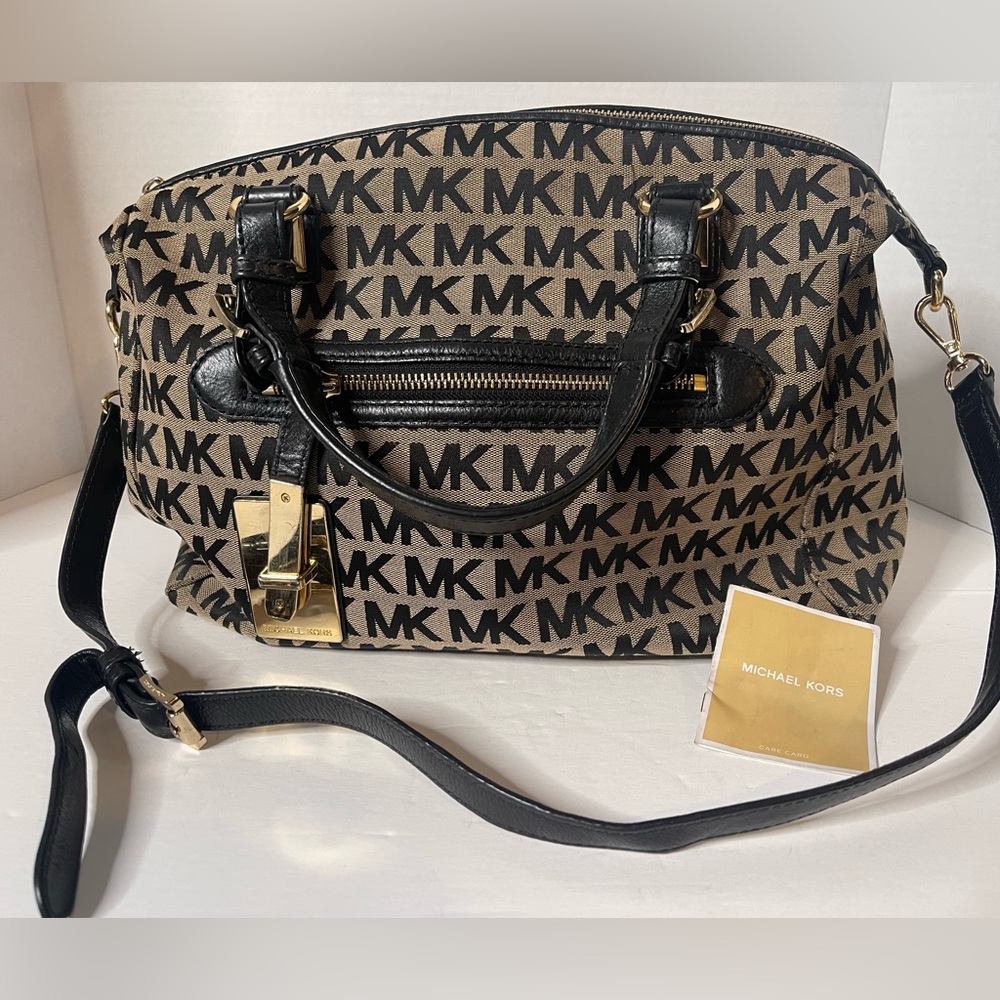 Michael Kors Crossbody Bag
